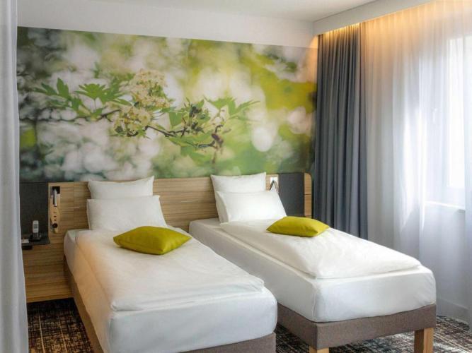 Novotel Hotel 4*